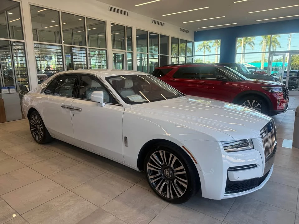 2024 Rolls-Royce Ghost 2nd Gen - Image 2 of 12