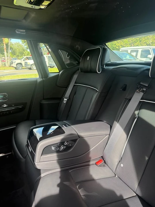 2024 Rolls-Royce Phantom VIII - Image 4 of 14