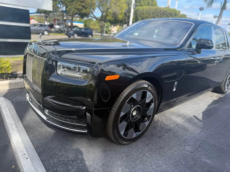 2024 Rolls-Royce Phantom VIII - Image 11 of 14