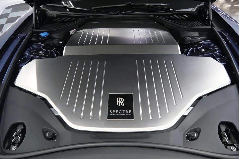 2024 Rolls-Royce Spectre - Image 8 of 15