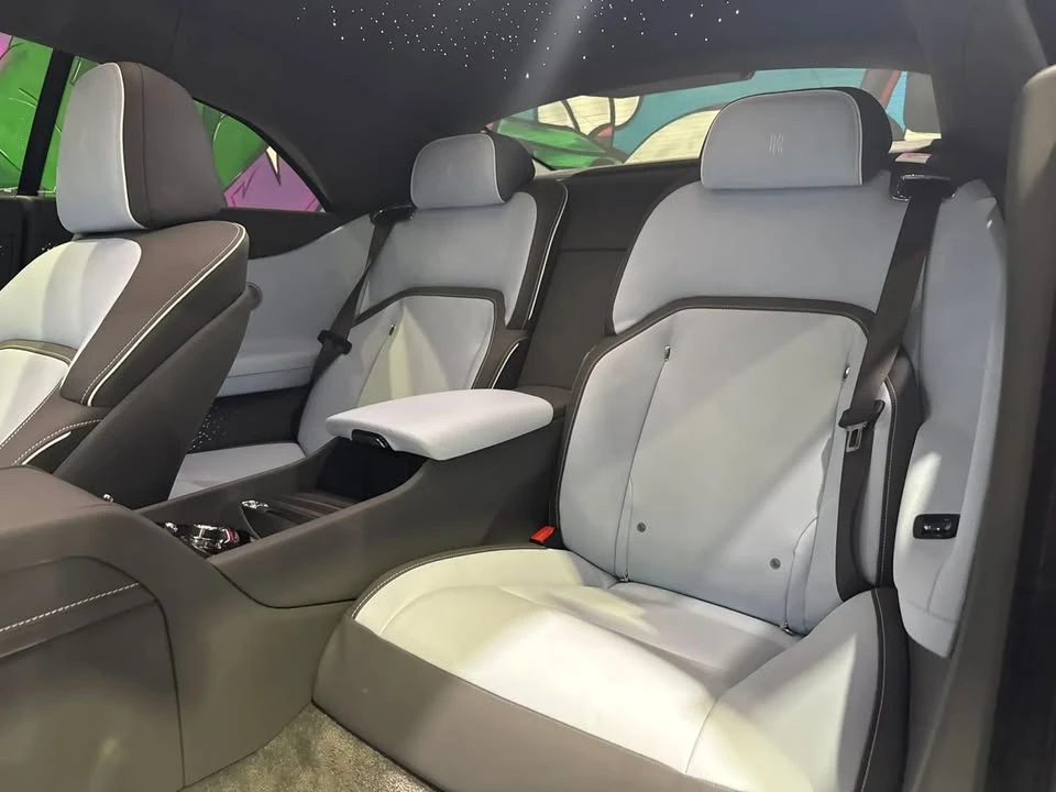 2024 Rolls-Royce Spectre - Image 17 of 20