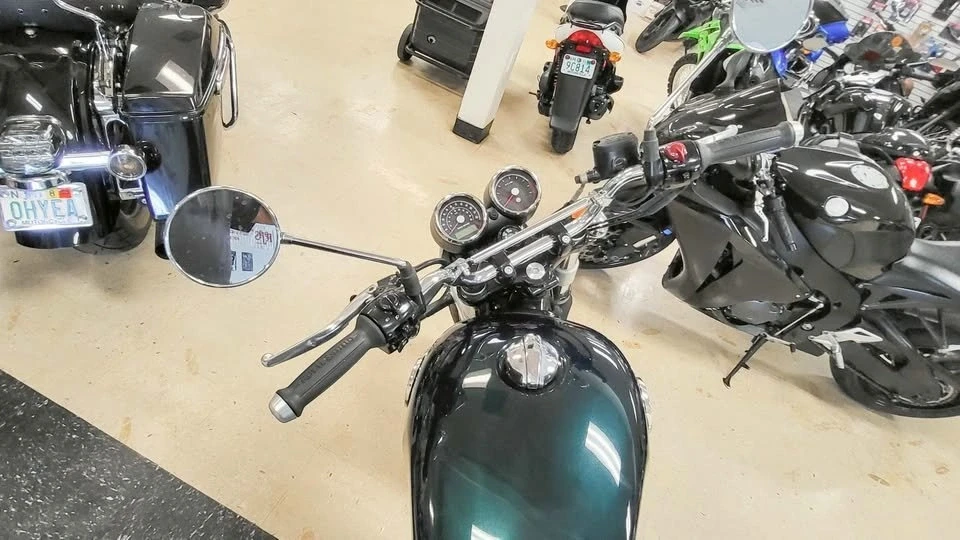 2024 Royal Enfield - Image 9 of 15