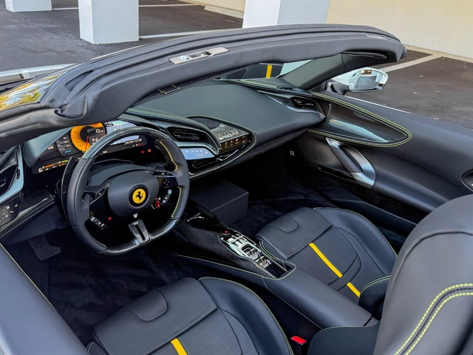 2024 Ferrari SF90 Spider - Image 2 of 4