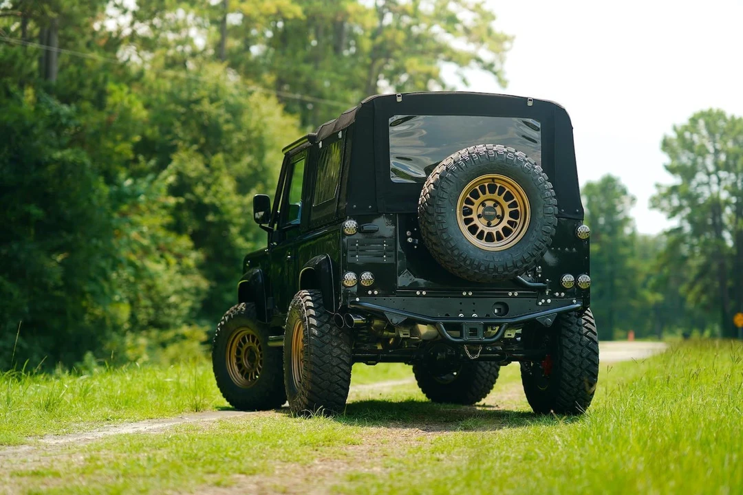 2024 Land Rover Defender L663 - Image 2 of 21