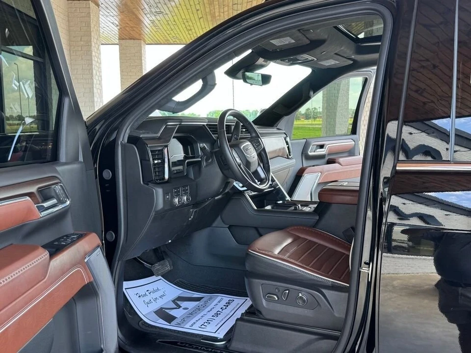 2024 GMC Sierra Heavy Duty 5th Gen - Image 2 of 24