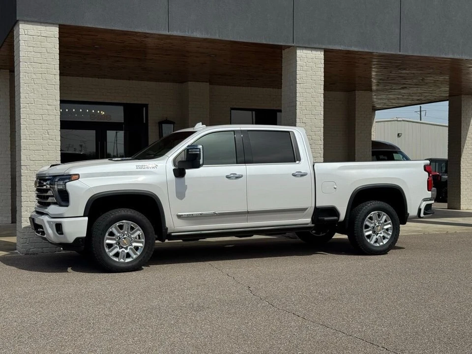 2024 Chevrolet Silverado Heavy Duty 4th Gen - Image 5 of 24