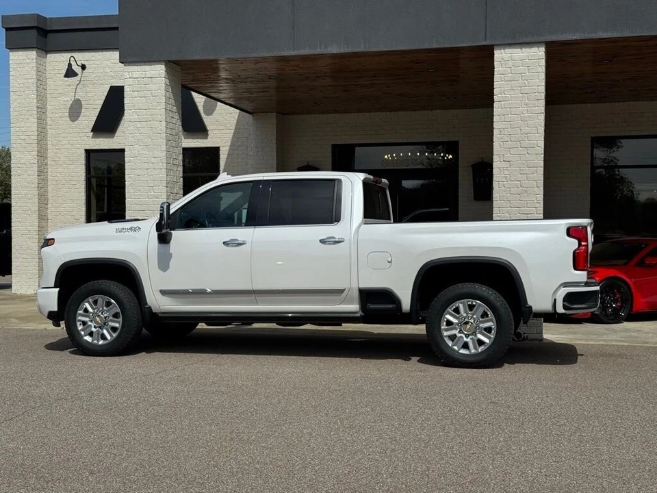 2024 Chevrolet Silverado Heavy Duty 4th Gen - Image 8 of 24