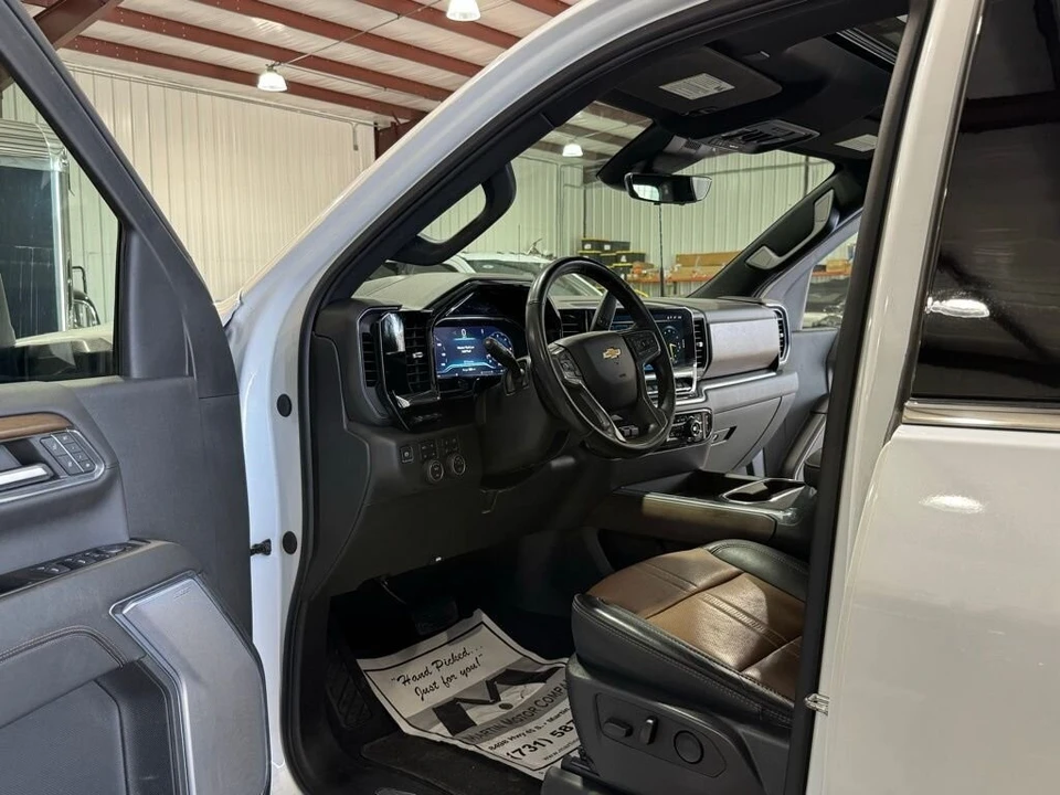 2024 Chevrolet Silverado Heavy Duty 4th Gen - Image 24 of 24