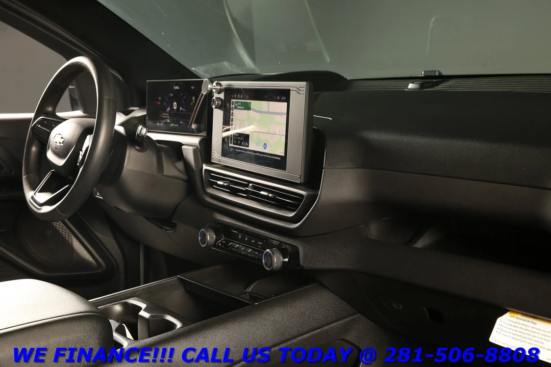 2024 Chevrolet Silverado - Image 18 of 24