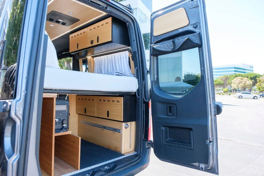 2024 Mercedes-Benz VS30 Sprinter - Image 16 of 24