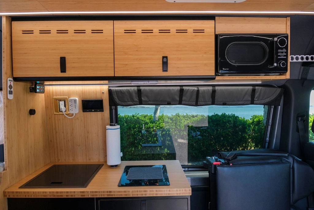 2024 Mercedes-Benz VS30 Sprinter - Image 14 of 24