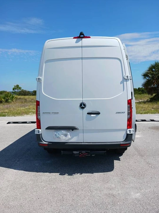 2024 Mercedes-Benz VS30 Sprinter - Image 4 of 18