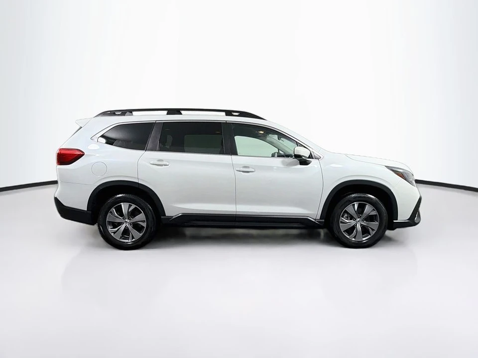 2024 Subaru - Image 8 of 31