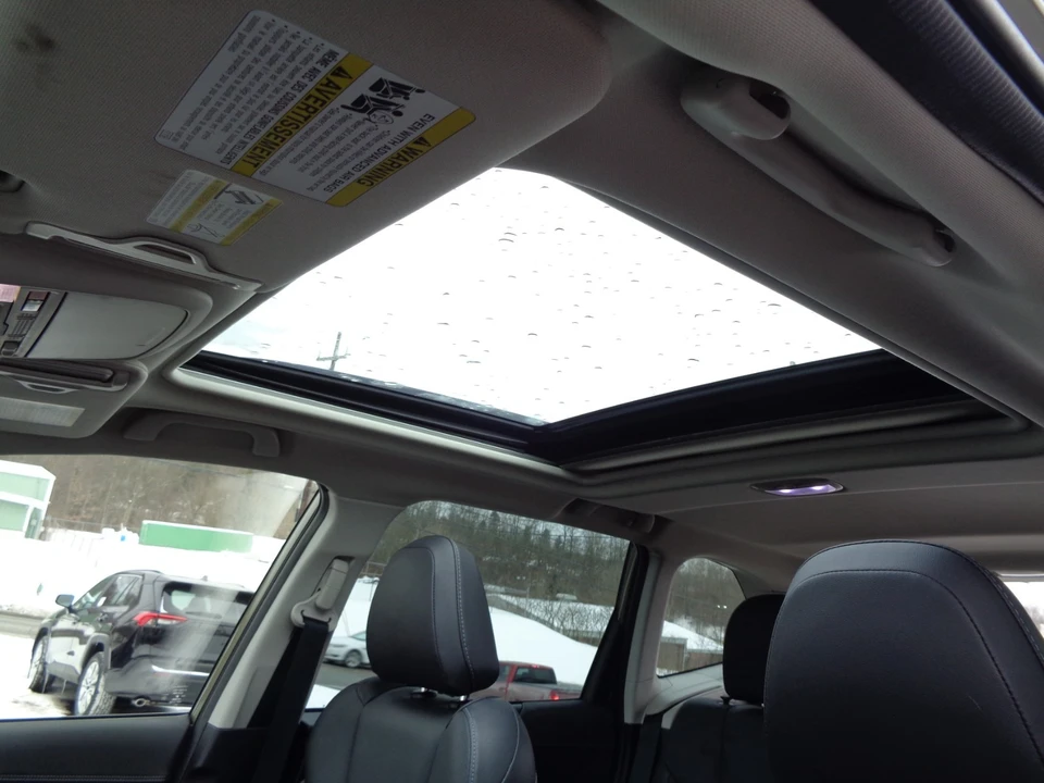 2024 Subaru Forester 5th Gen - Image 15 of 21