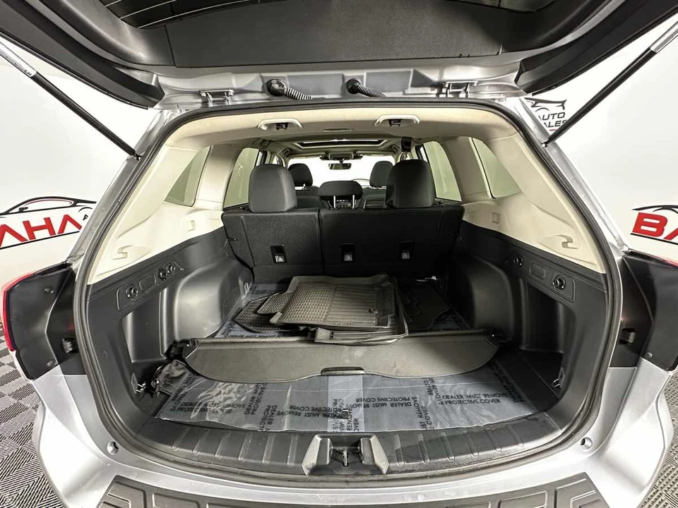 2024 Subaru Forester 5th Gen - Image 19 of 21