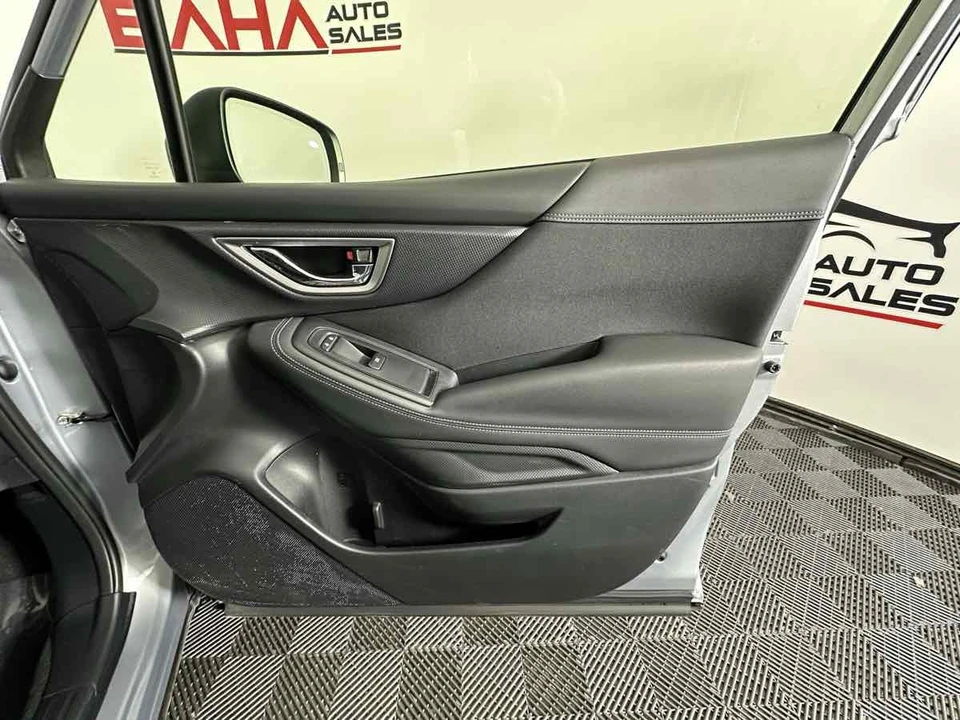 2024 Subaru Forester 5th Gen - Image 16 of 21