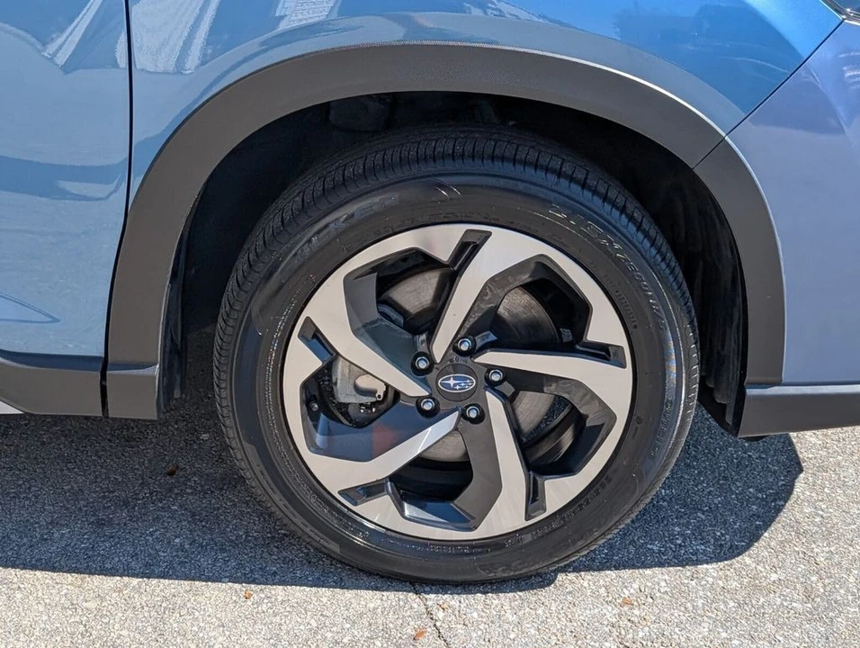 2024 Subaru Forester 5th Gen - Image 9 of 21