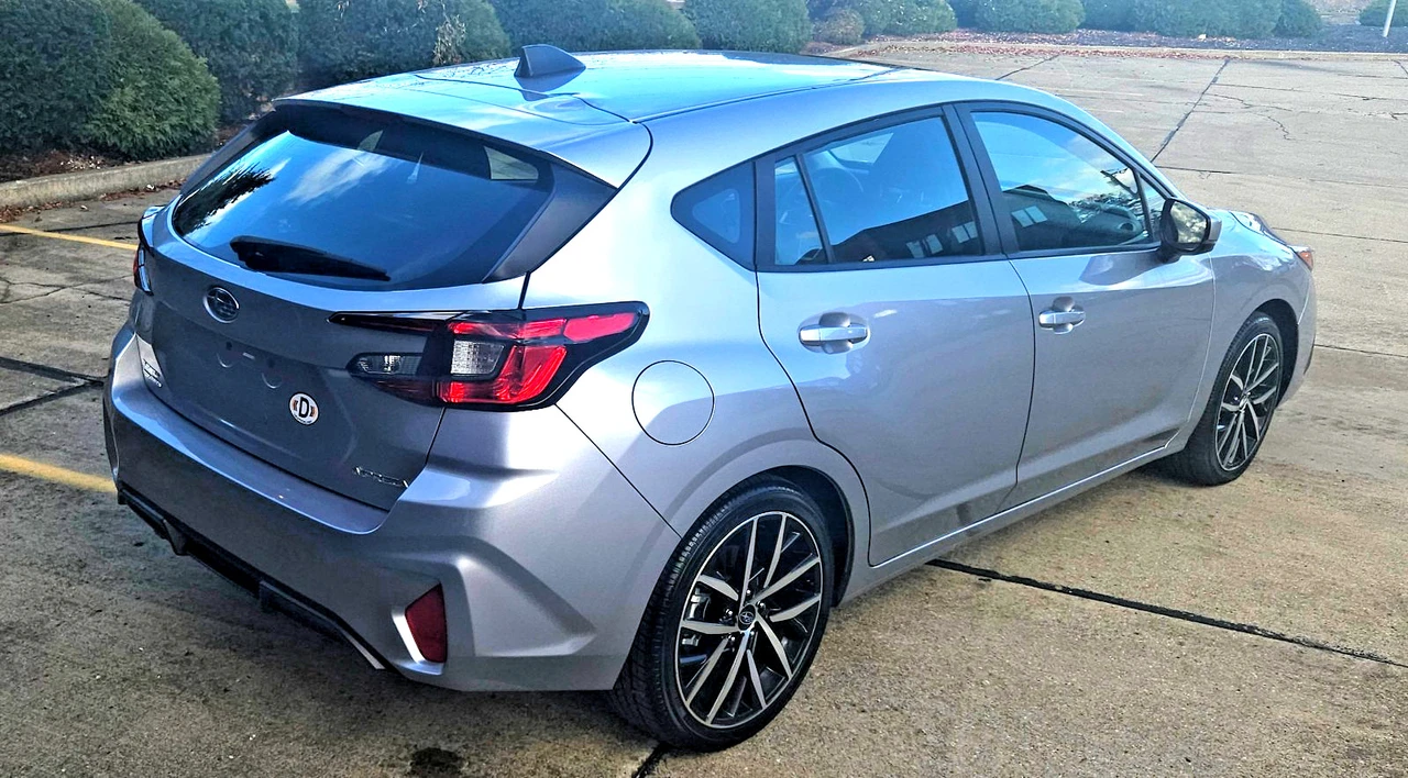 2024 Subaru Impreza 6th Gen - Image 2 of 21