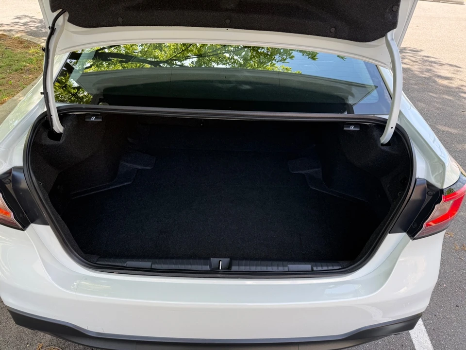 2024 Subaru Legacy 7th Gen - Image 17 of 31