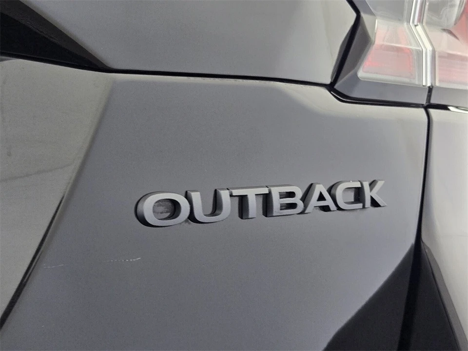 2024 Subaru Outback 6th Gen - Image 11 of 12