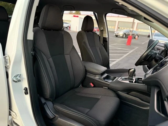 2024 Subaru Outback 6th Gen - Image 11 of 12