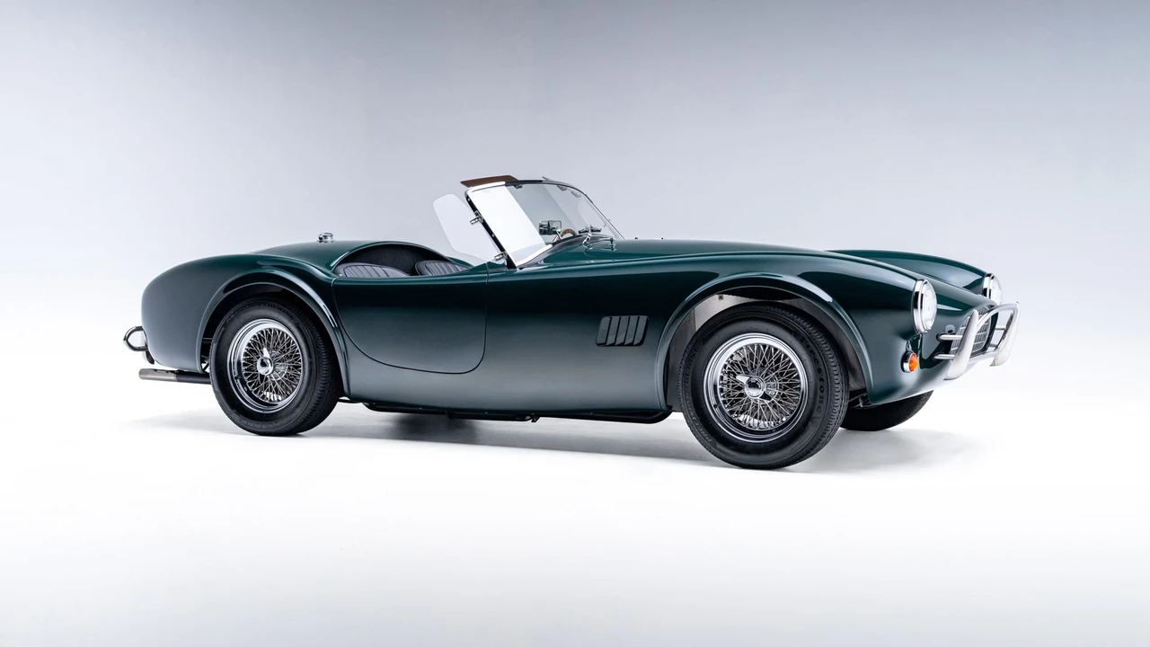 2024 Superformance - Image 17 of 31