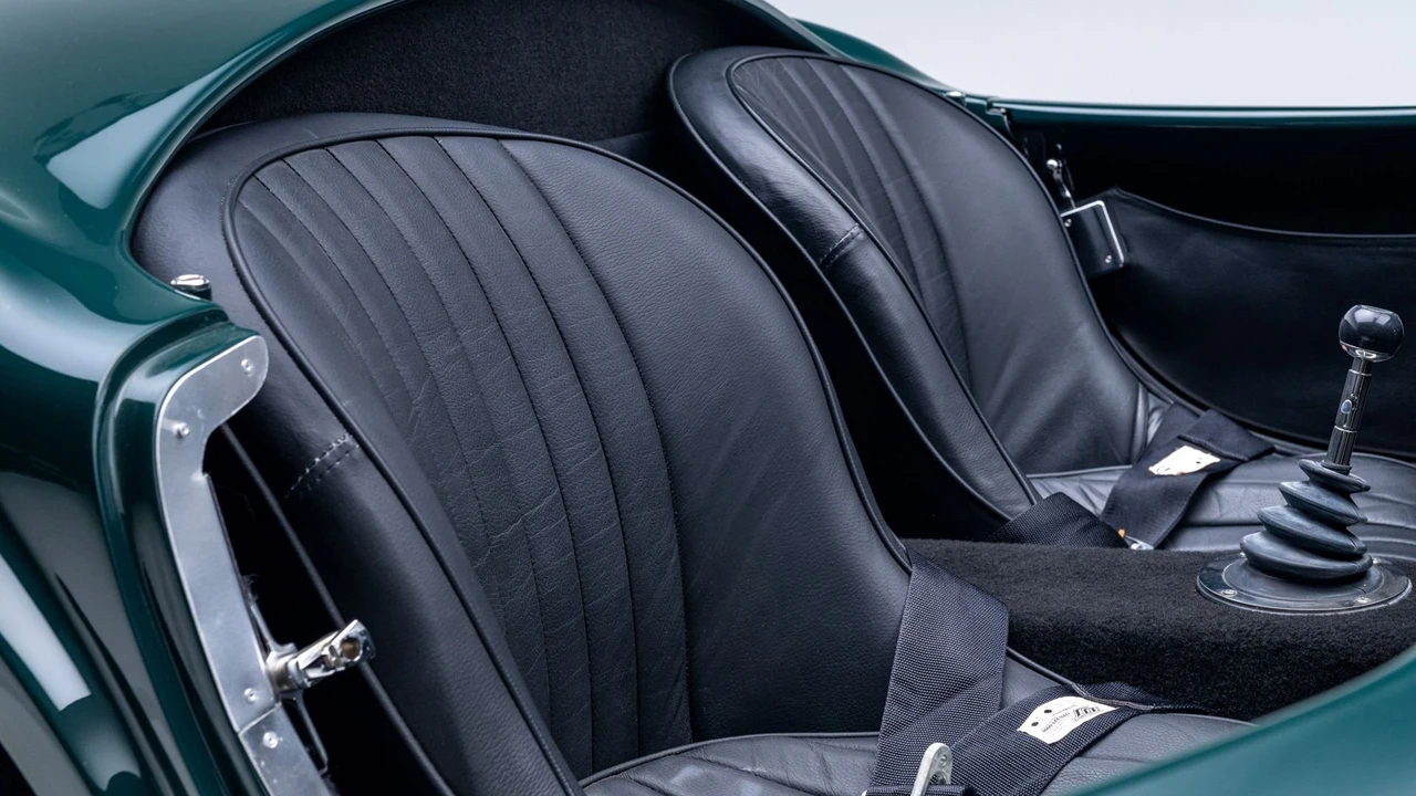 2024 Superformance - Image 5 of 31