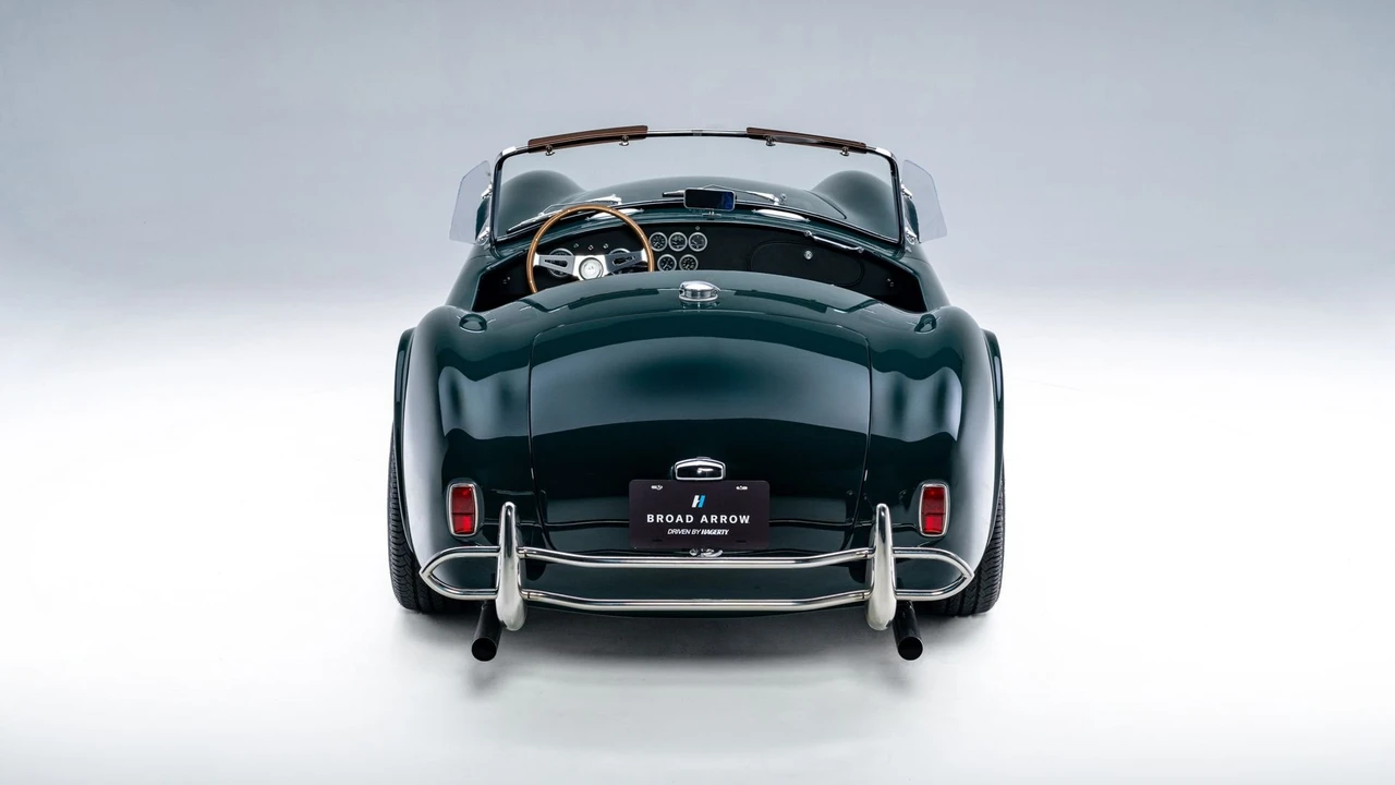2024 Superformance - Image 19 of 31