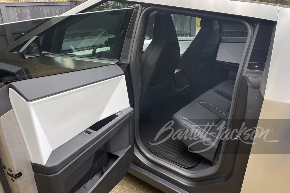 2024 Tesla Cybertruck - Image 7 of 13
