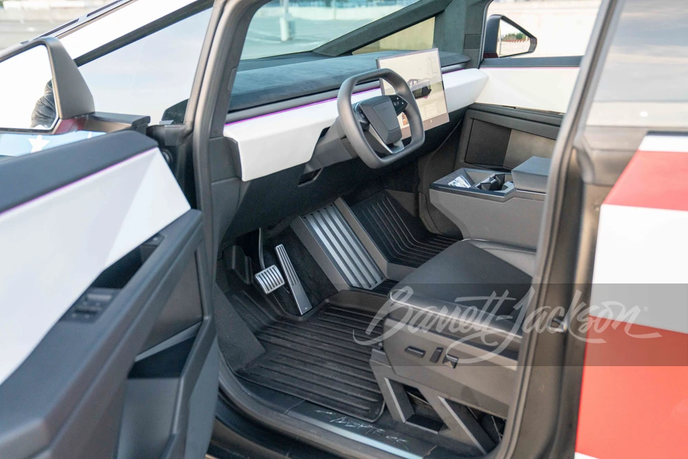 2024 Tesla Cybertruck - Image 16 of 16