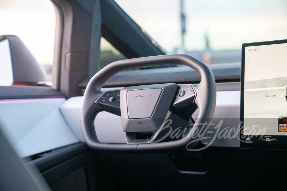 2024 Tesla Cybertruck - Image 12 of 16