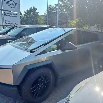 2024 Tesla Cybertruck Cyberbeast