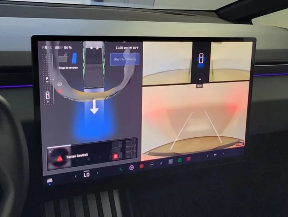 2024 Tesla Cybertruck - Image 2 of 15