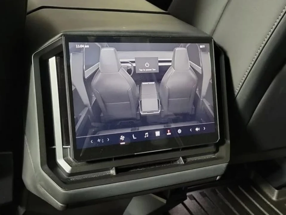 2024 Tesla Cybertruck - Image 7 of 15