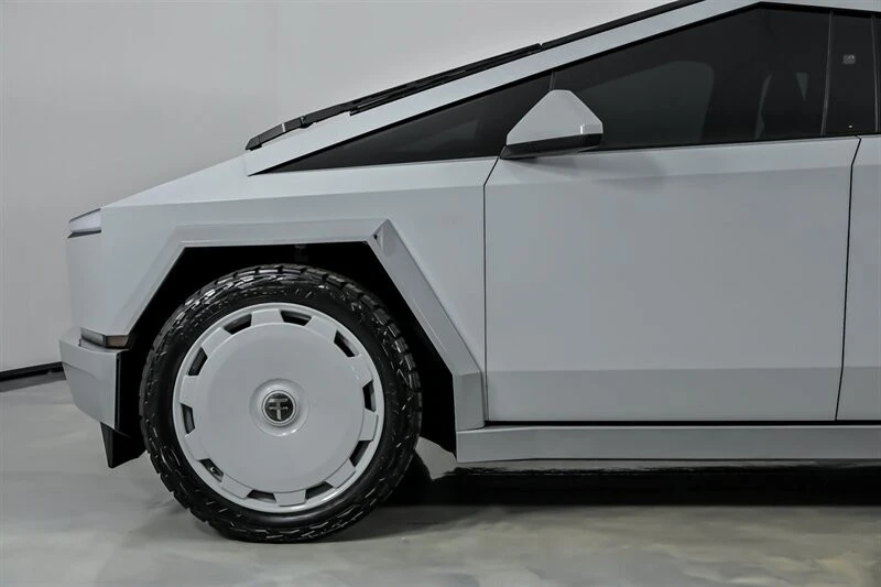 2024 Tesla Cybertruck - Image 6 of 21
