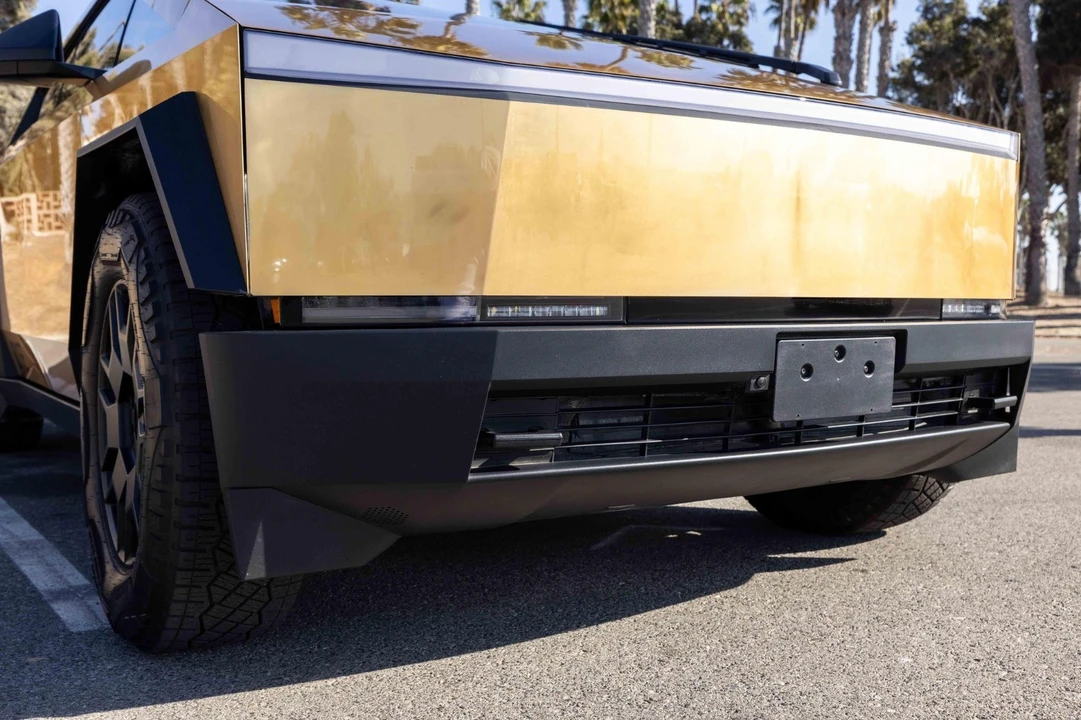 2024 Tesla Cybertruck - Image 12 of 20