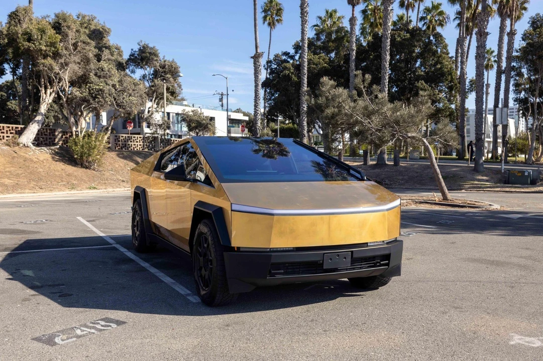 2024 Tesla Cybertruck - Image 9 of 20