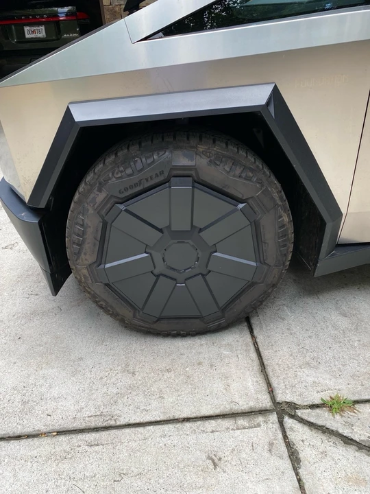 2024 Tesla Cybertruck - Image 3 of 7