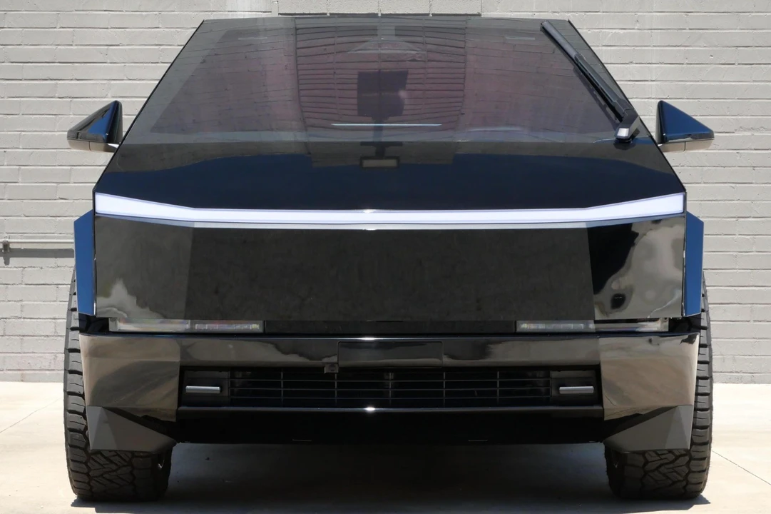 2024 Tesla Cybertruck - Image 3 of 17
