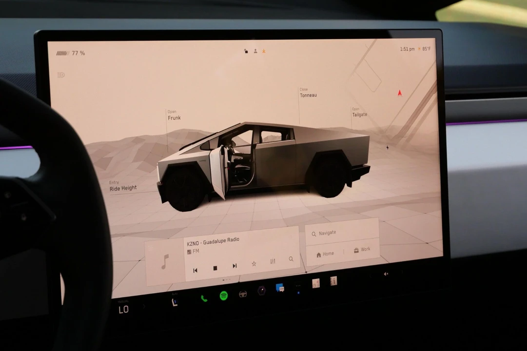 2024 Tesla Cybertruck - Image 10 of 17