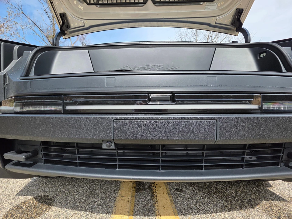 2024 Tesla Cybertruck - Image 29 of 31