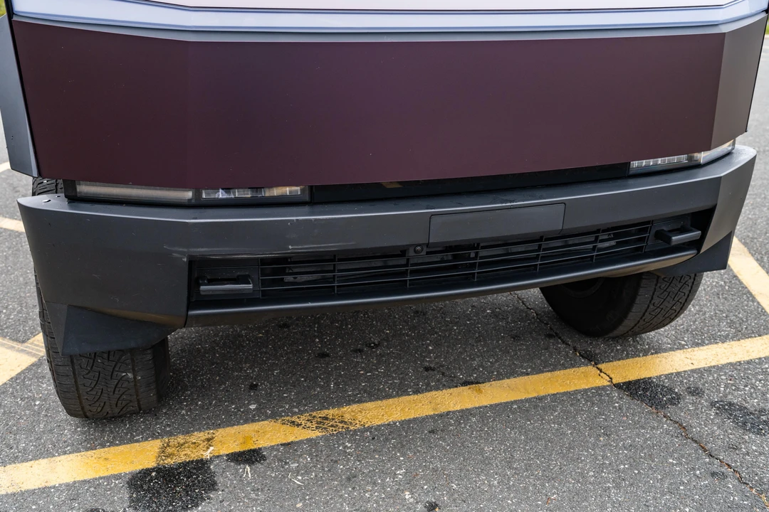 2024 Tesla Cybertruck - Image 10 of 31
