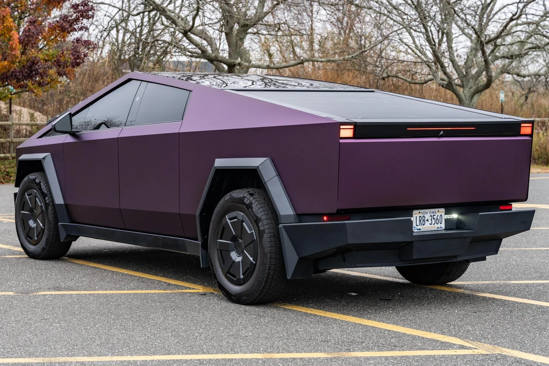 2024 Tesla Cybertruck - Image 4 of 31