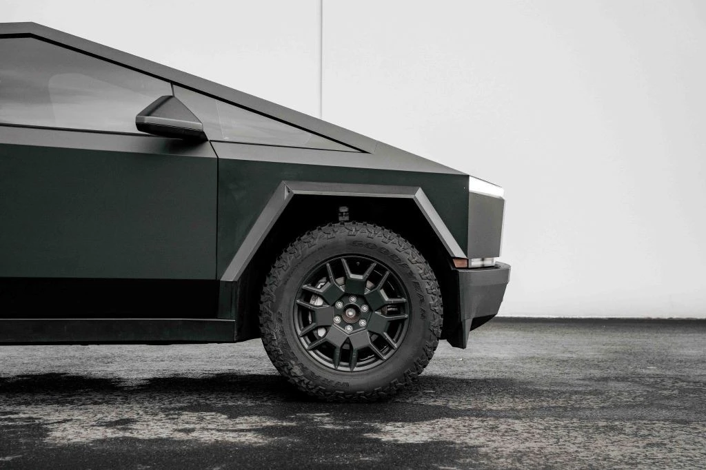 2024 Tesla Cybertruck - Image 7 of 31