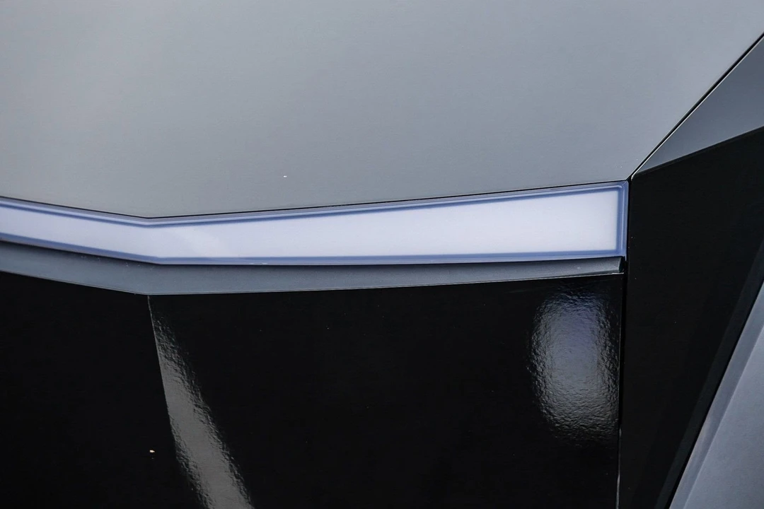 2024 Tesla Cybertruck - Image 7 of 12