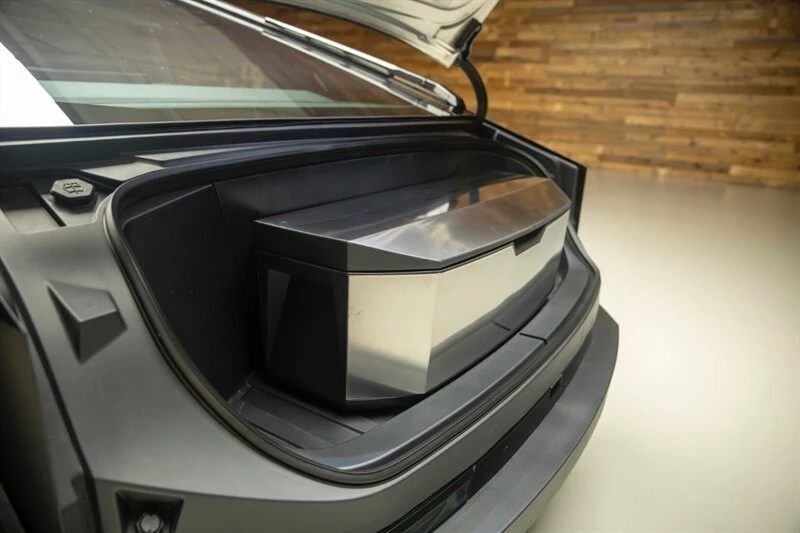 2024 Tesla Cybertruck - Image 16 of 21