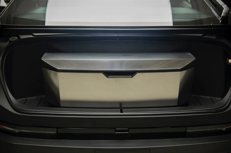 2024 Tesla Cybertruck - Image 17 of 21