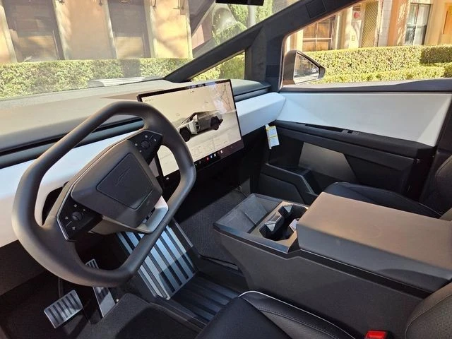 2024 Tesla Cybertruck - Image 3 of 21