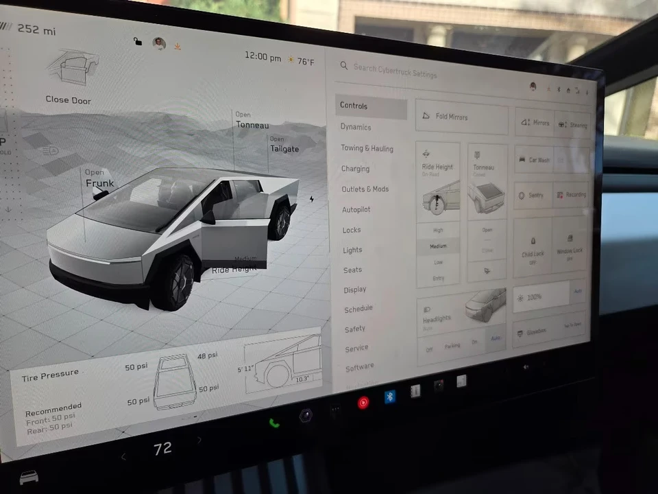 2024 Tesla Cybertruck - Image 20 of 21