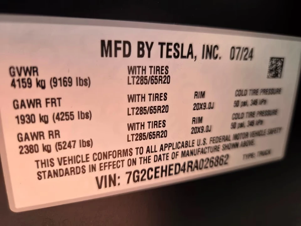 2024 Tesla Cybertruck - Image 19 of 21